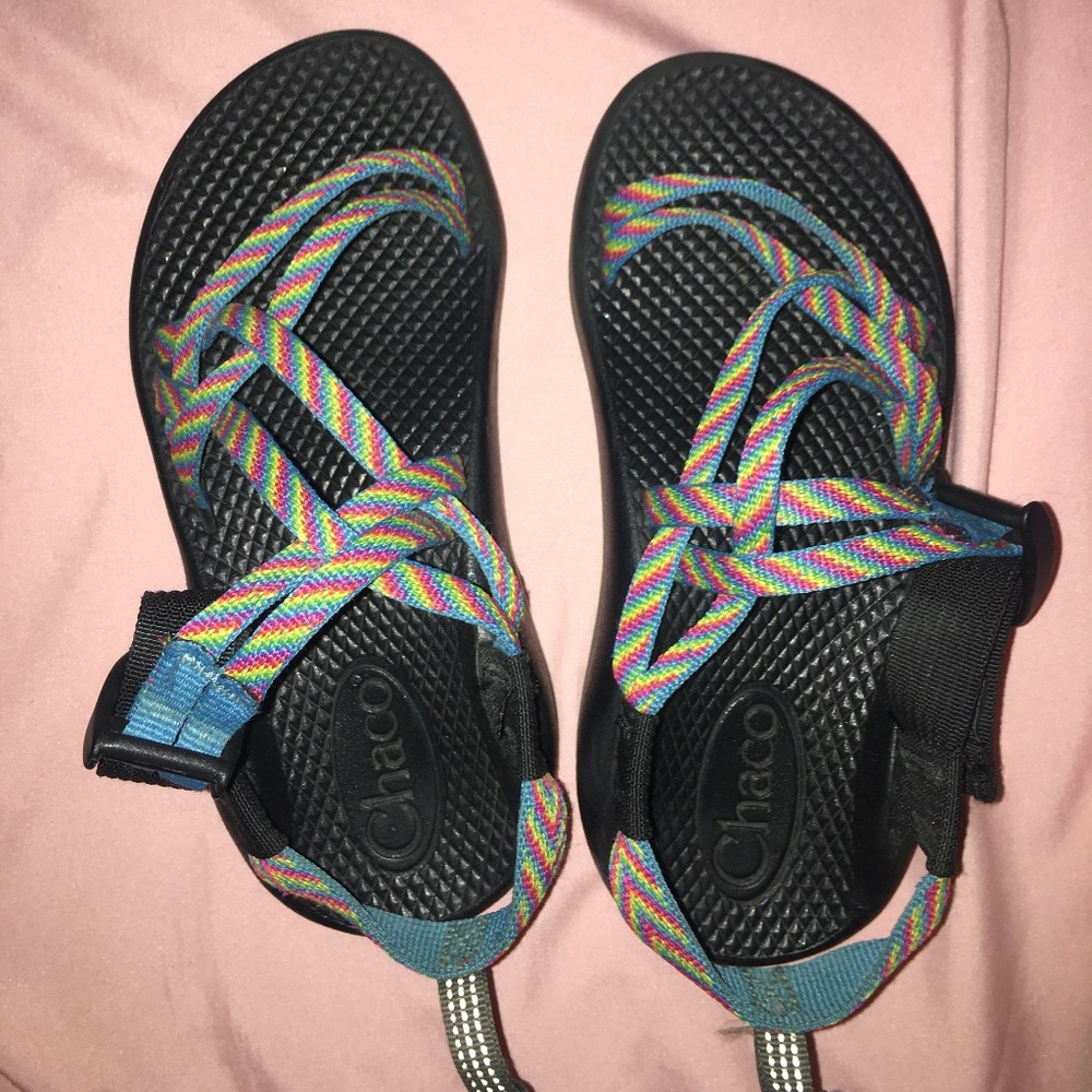 Rainbow blue bottom Chacos